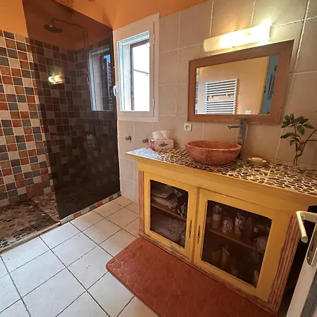 Pieds Dans L'eau Bed & Breakfast Penta di Casinca